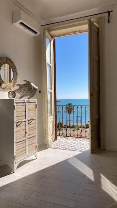 Magellano Suite. Fronte Mare + Free Park + Wi-Fi Porto Empedocle Exterior foto
